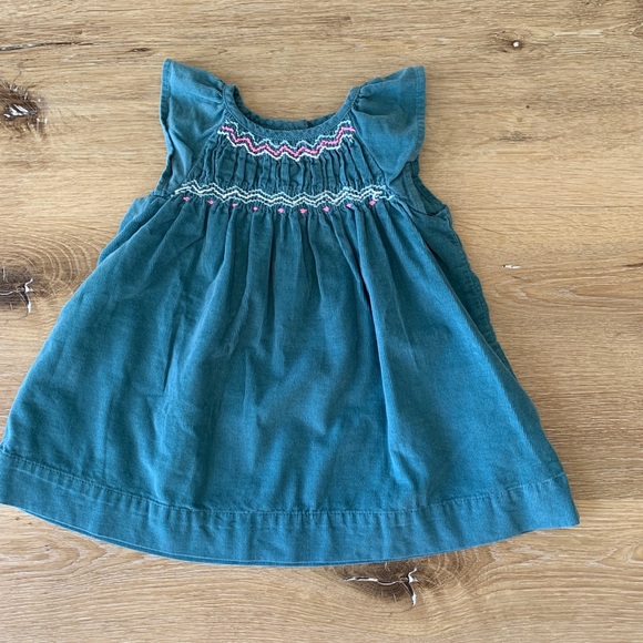 Baby Gap ,Blue/Green Corduroy Dress with panties and pantyhose. Size 6-12 M - Picture 2 of 6
